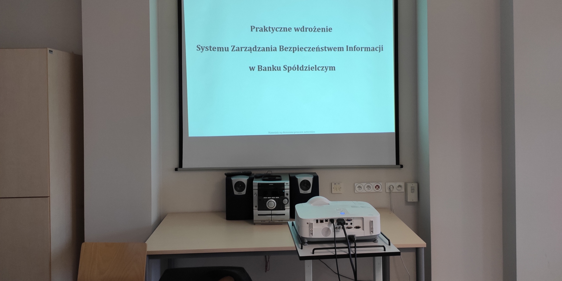 PRAKTYCZNE WDROŻENIE SYSTEMU ZARZĄDZANIA BEZPIECZEŃSTWEM INFORMACJI ZGODNIE Z WYMAGANIAMI KNF, NORMY ISO 27001 ORAZ DOBRYMI PRAKTYKAMI Servus Comp